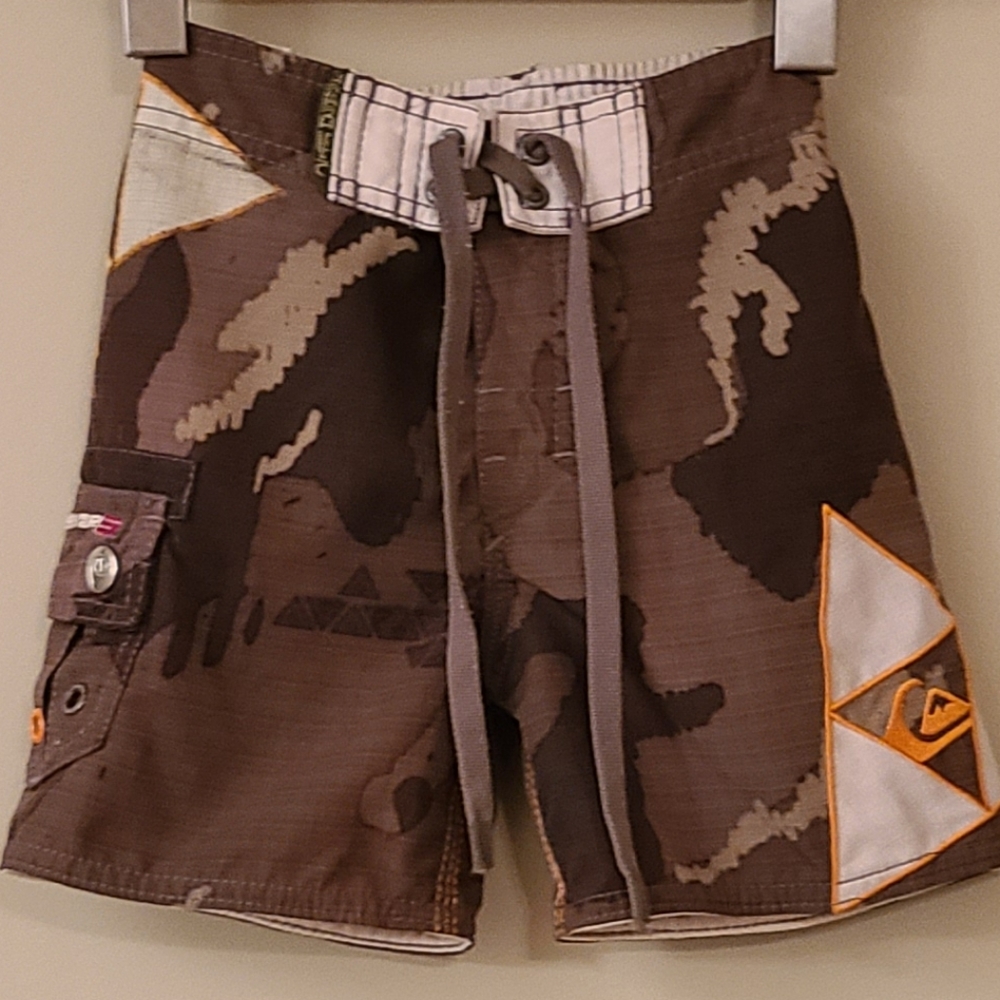 Quiksilver camo board shorts